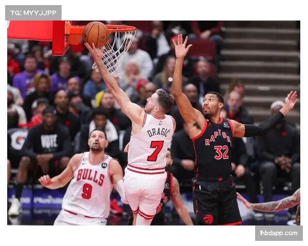 猛龙锋线巴恩斯全能表现 攻防一体成球队逆袭核心