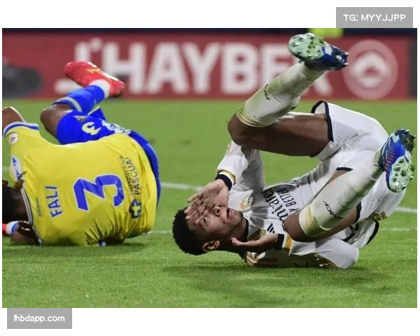 皇马中场配置悬念:贝林厄姆状态未达最佳,四人组竞争激烈